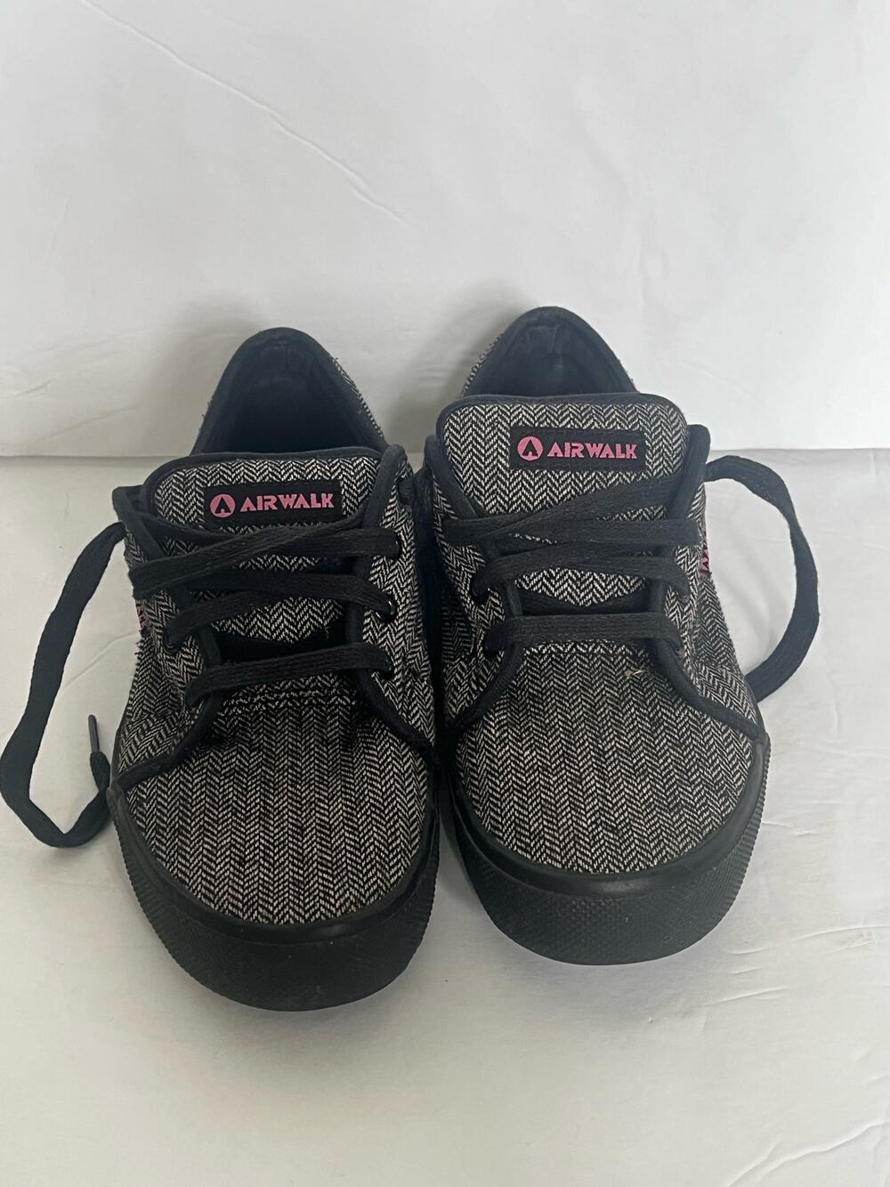 Airwalk Women’s shoe size 7